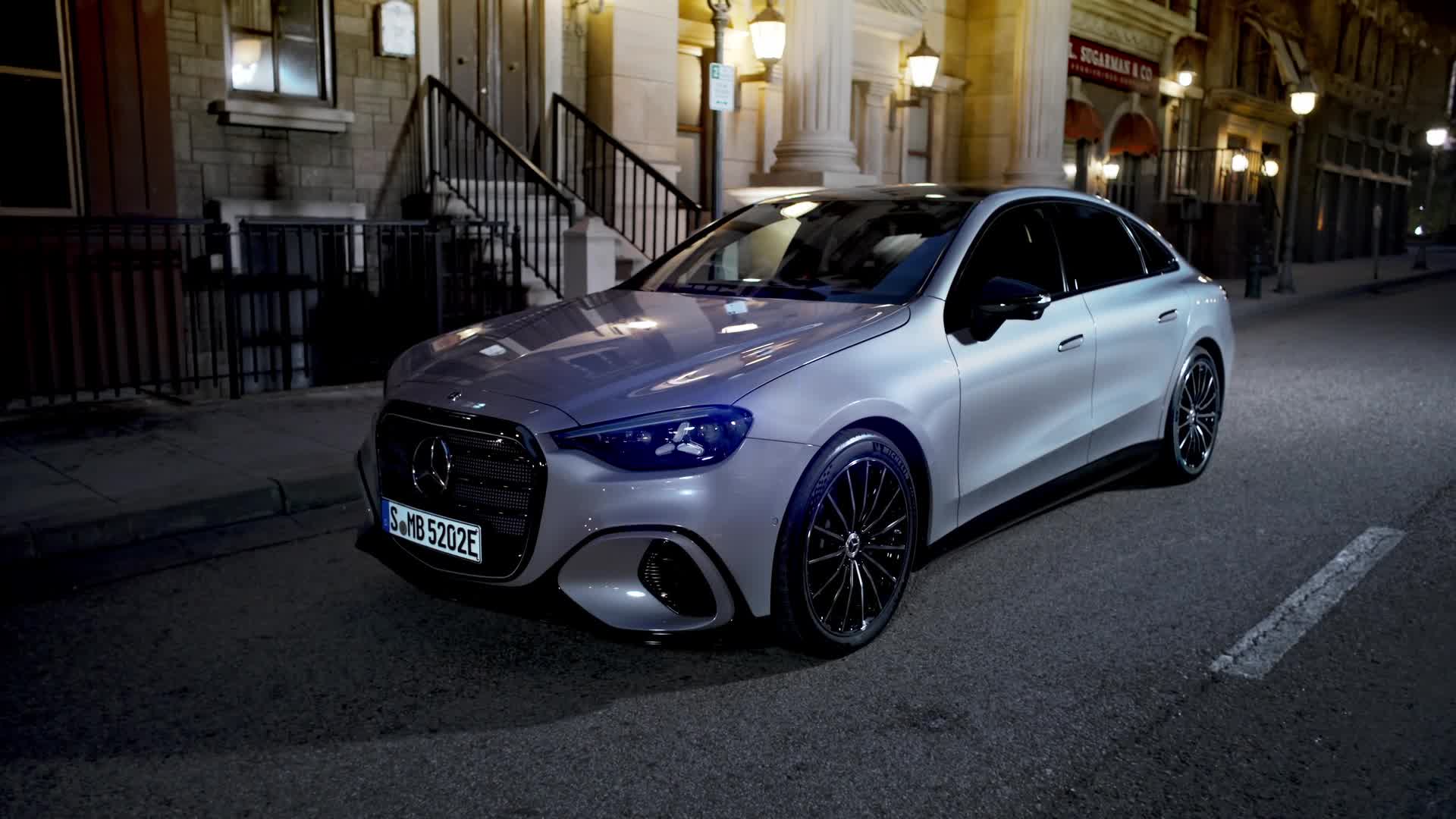 The all-new electric C-Class Design Footage - Miami Silver Metallic (European model shown)