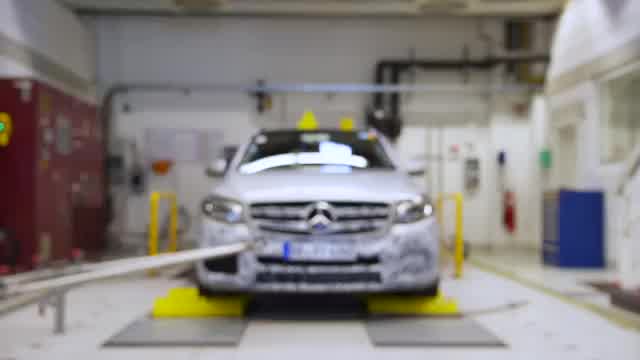 Development and testing of the Mercedes-Benz GLC F-Cel