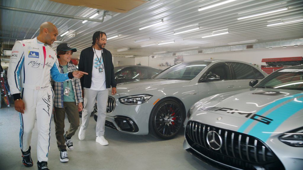 It’s Big Brothers Big Sisters (BBBS) Month and Mercedes-Benz is encouraging Canadians to make a BIG difference for Canada’s young people by volunteering as mentors