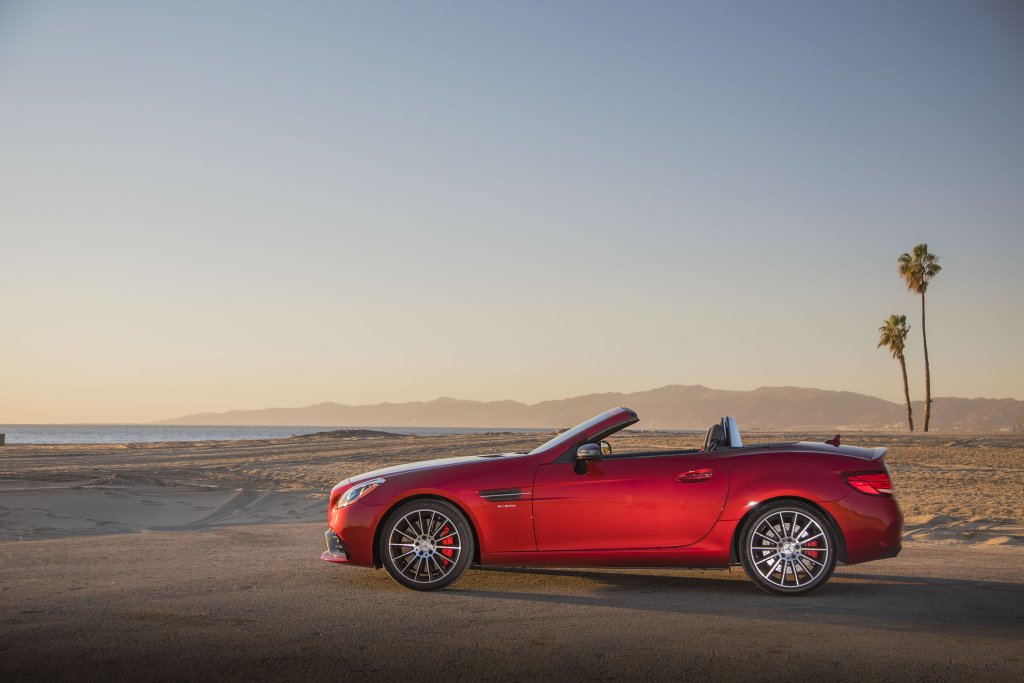 The new Mercedes-AMG SLC43