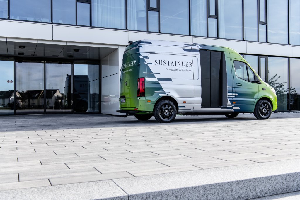 The Mercedes-Benz SUSTAINEER: An innovation driver for sustainable urban mobility