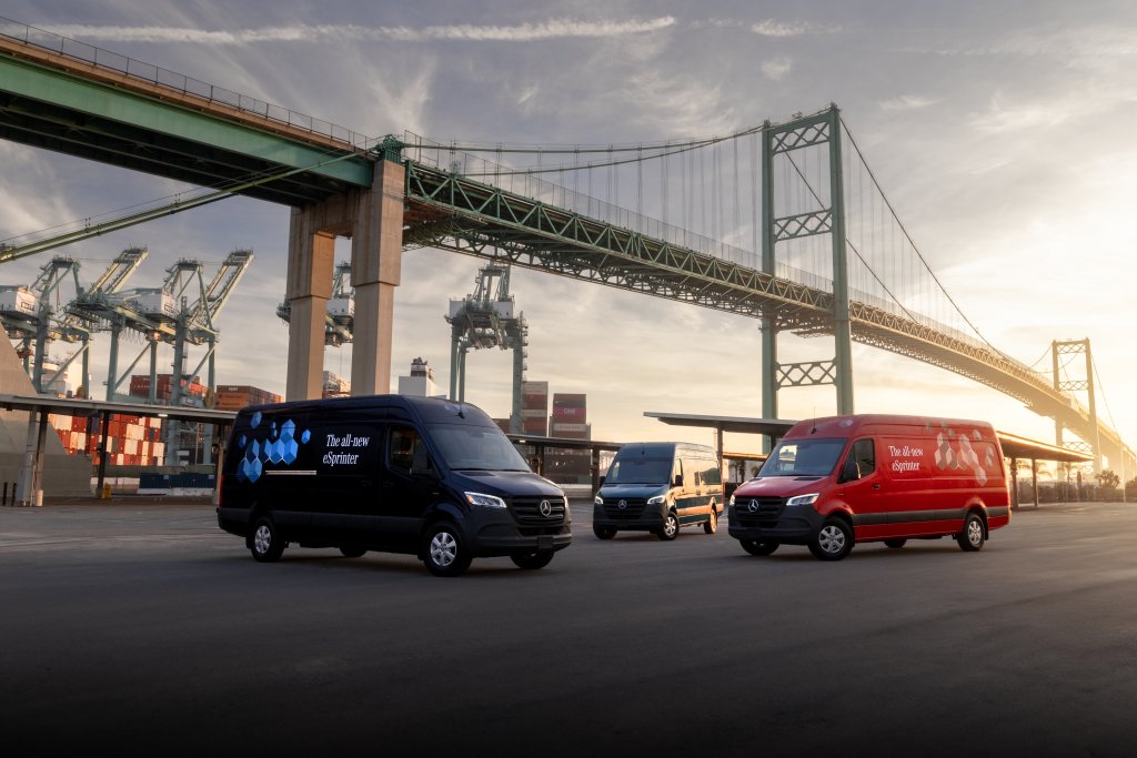 First fully electric van from Mercedes-Benz: The all-new eSprinter hits the road