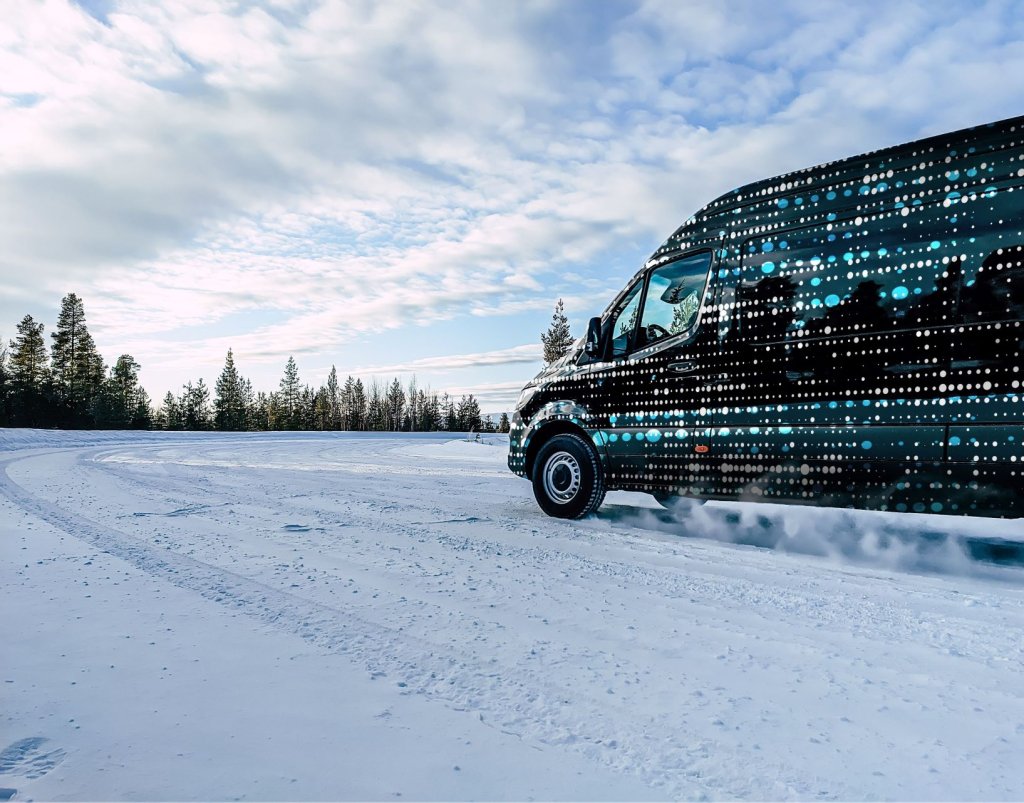 Passing the cold test: the next generation eSprinter completes winter endurance tests
