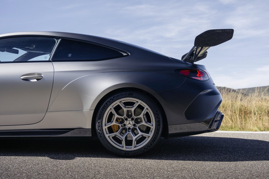 Mercedes-AMG CLE 646 Spezialanfertigung (European model shown)
