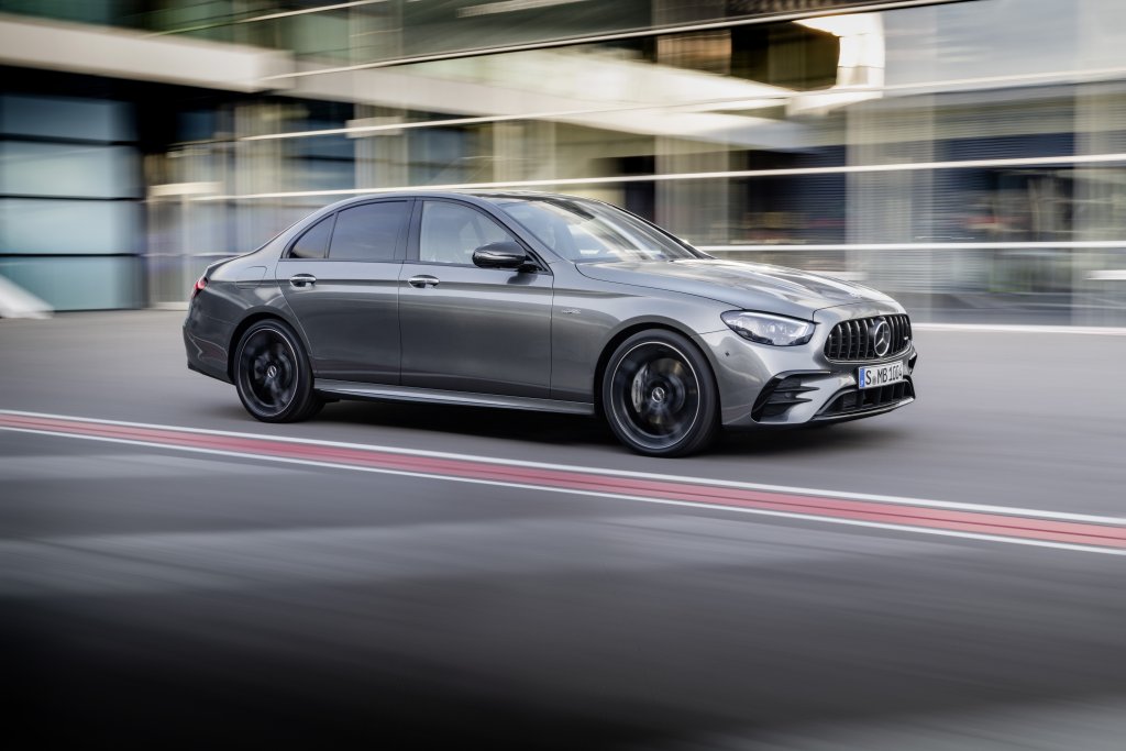 The new Mercedes-AMG E 53: extensive update with a fresh look and advanced equipment
