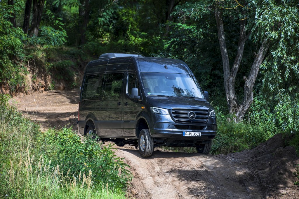 Mercedes-Benz Sprinter with updated drive technology and innovative 'Speed Delivery Door' sliding door system