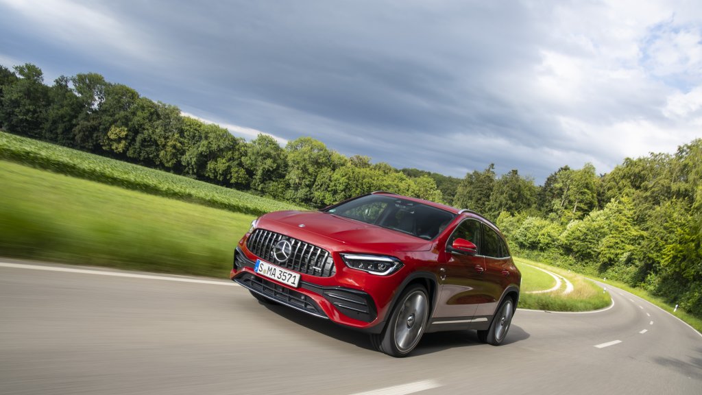 Mercedes-Benz Canada reports Q3 2025 sales results